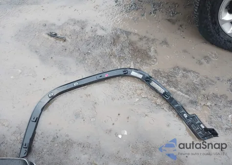 2019 Jeep Cherokee Latitude 4X4 из США, поврежденный, VIN 1C4PJMCX4KD238408